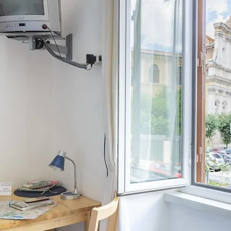 Bed & Breakfast Domus Manlii Rom